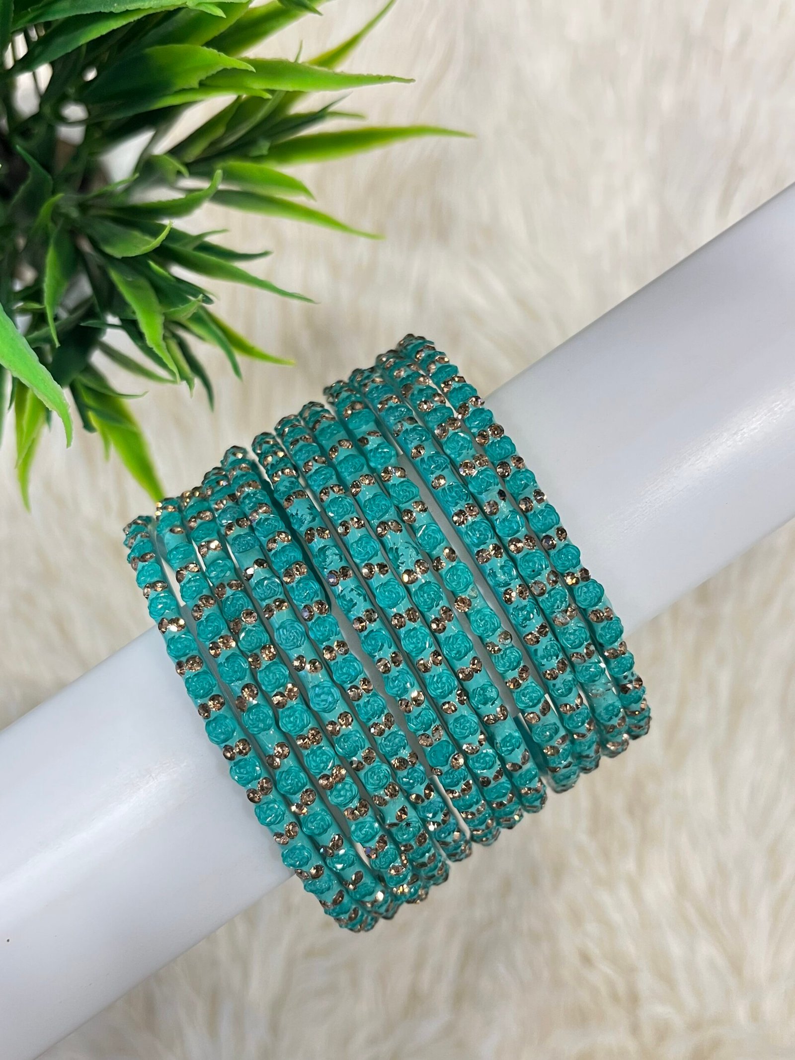 ROSE GLASS BANGLES