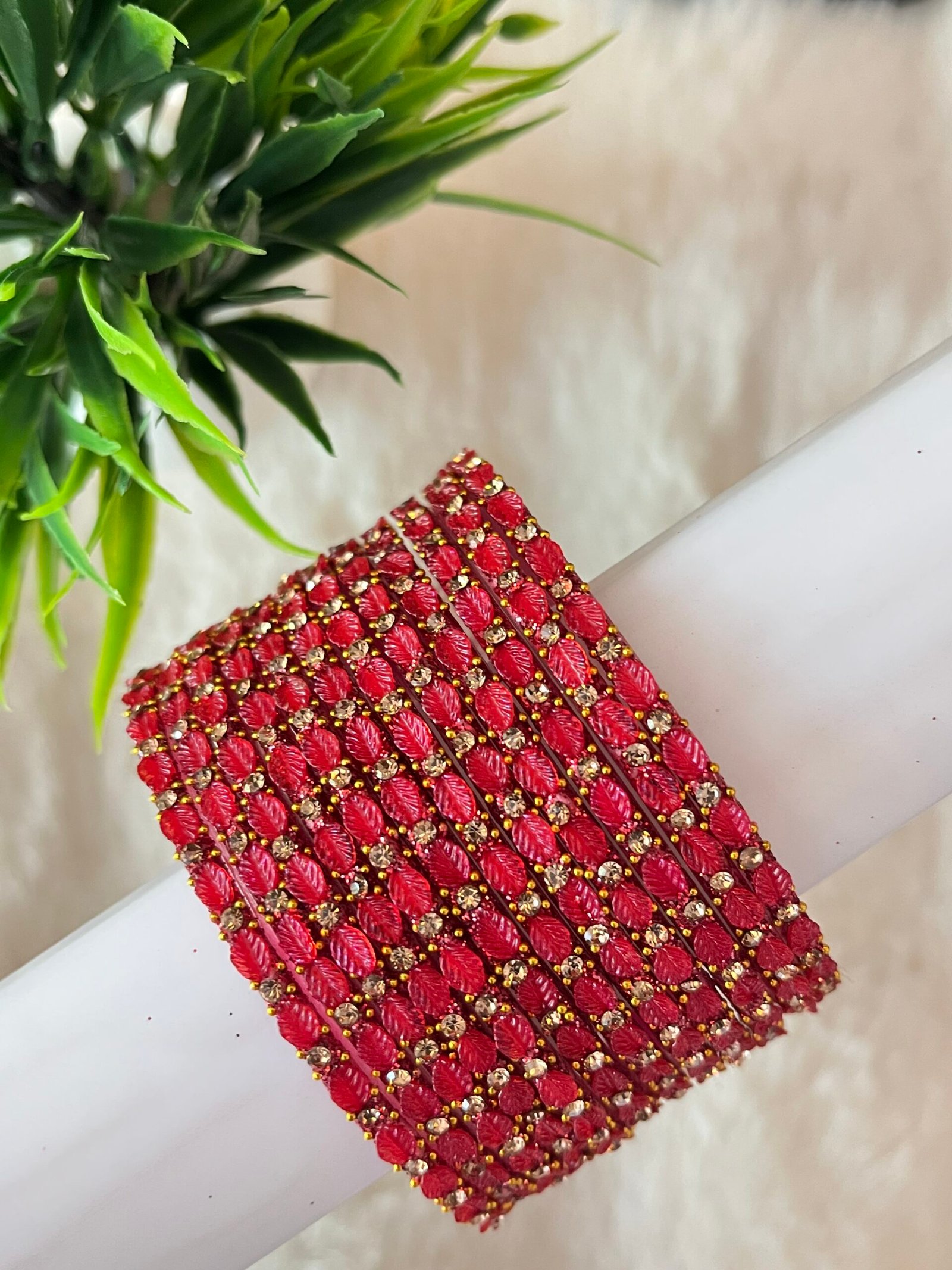 LEAF GLASS BANGLES - Image 3
