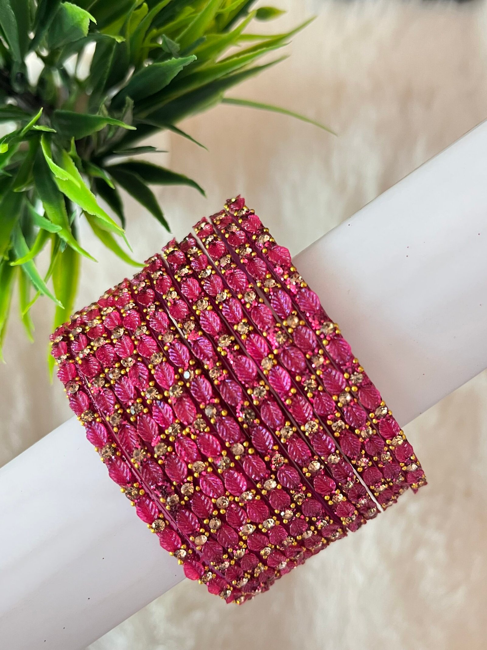 LEAF GLASS BANGLES - Image 8