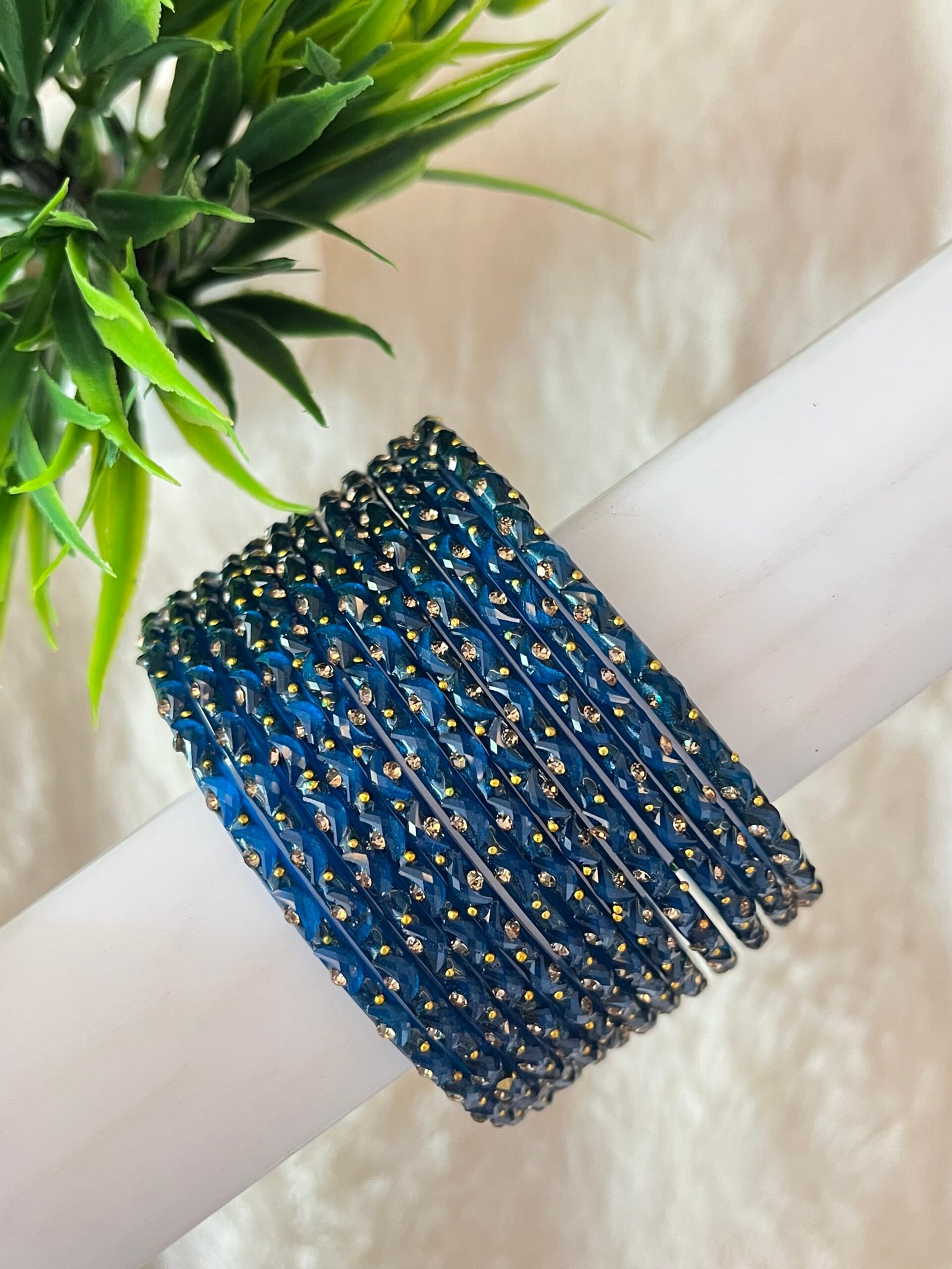 HALF MOON GLASS BANGLES - Image 4