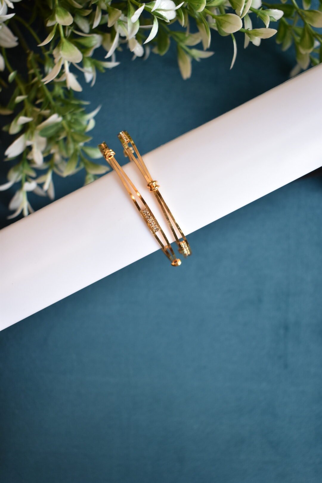 JOINT FIVE STONE BANGLE
