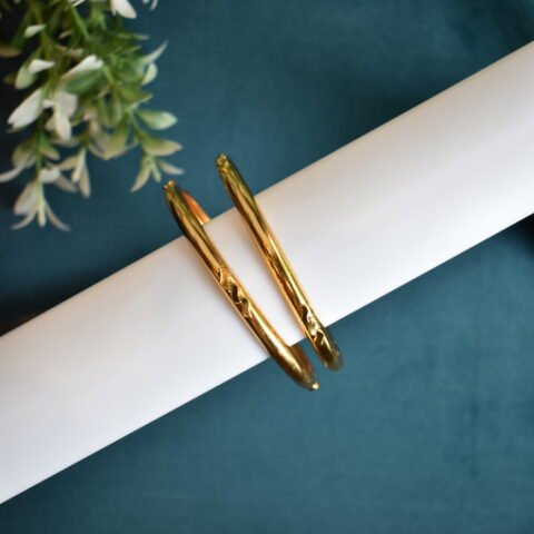 TRADITIONAL GOLDEN BANGLES